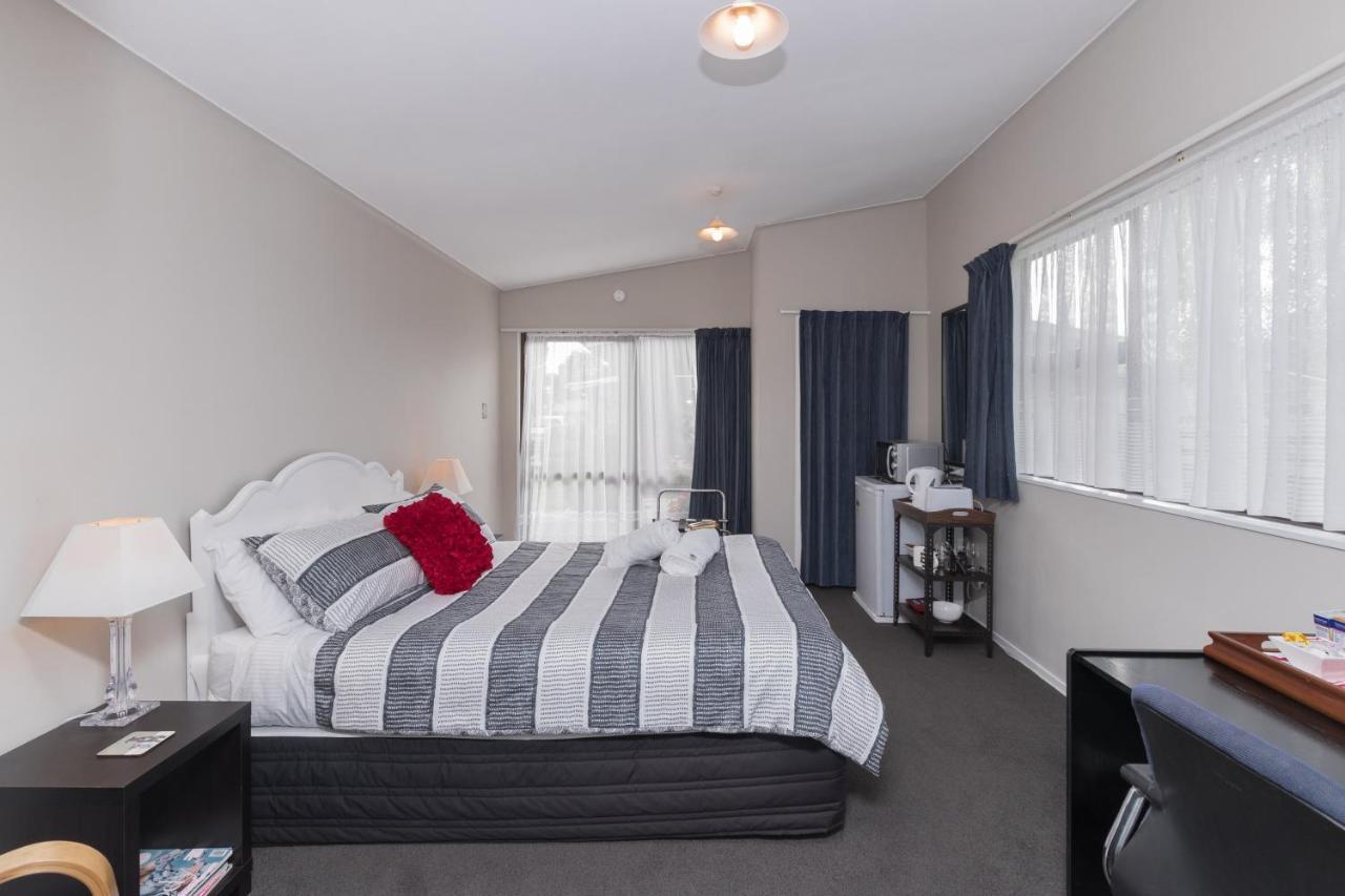 Quiet Boutique Generous Breakfast Otel Palmerston North Dış mekan fotoğraf